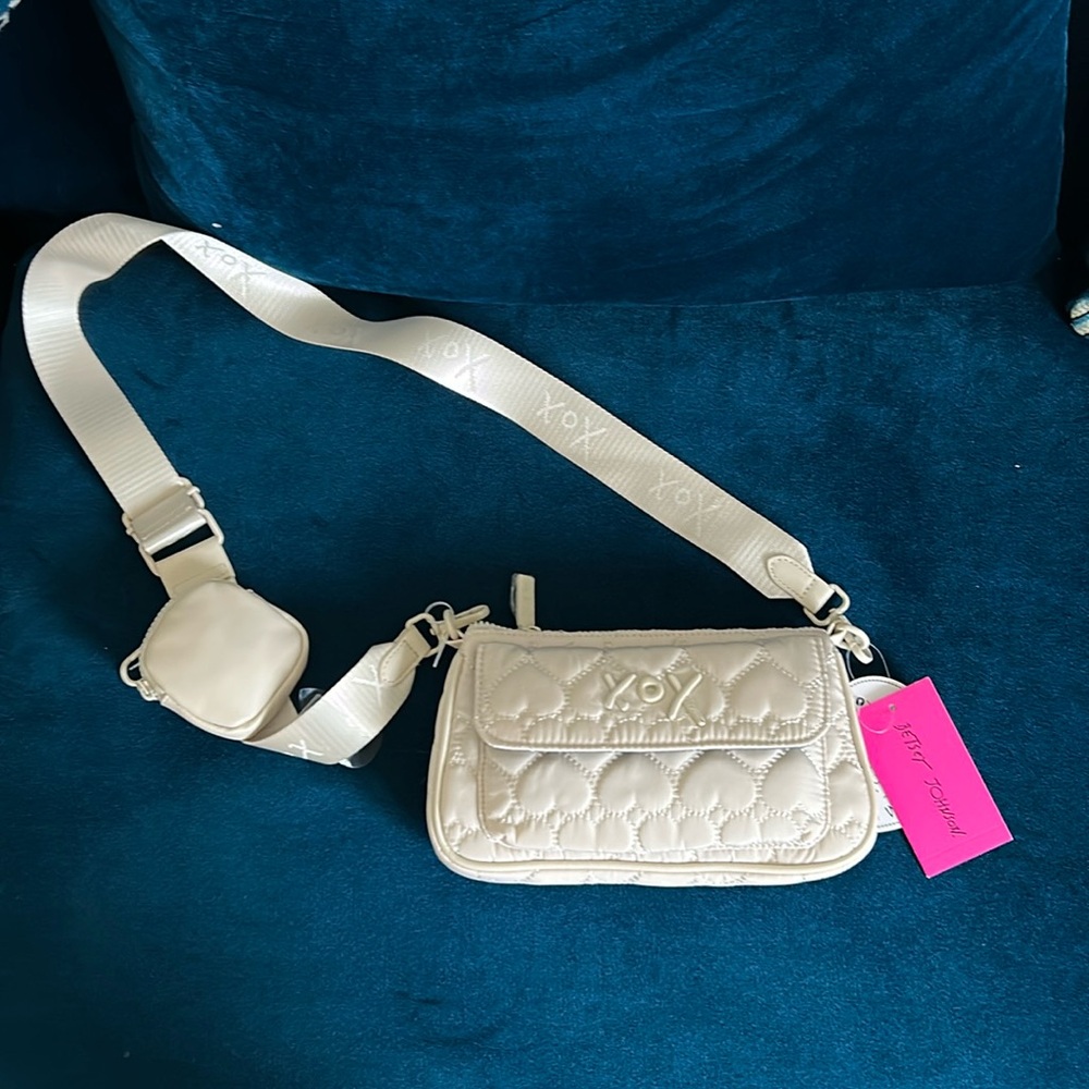 Betsey Johnson Cream Quilted Crossbody Bag Adjustable Strap Matching Coin Purse